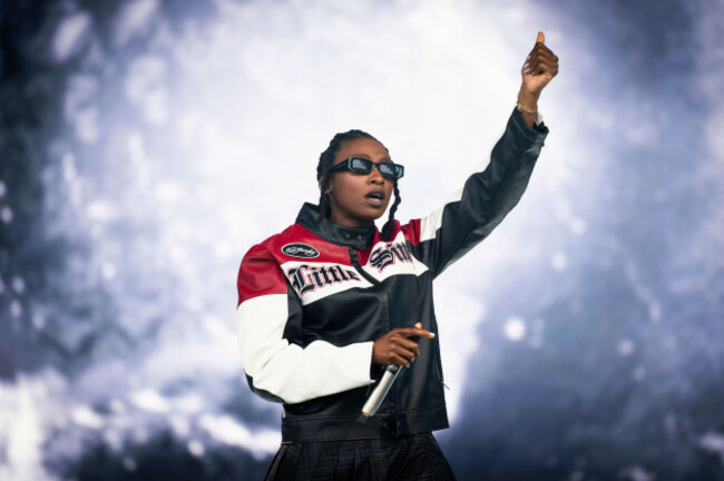 little-simz-performs-during-the-glastonbury-festival-in-worthy-farm-somerset-england-saturday-june-29-2024-scott-a-garfittinvisionap