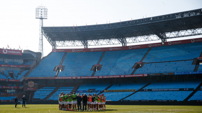 a-view-of-the-team-huddle-ahead-of-the-captains-run