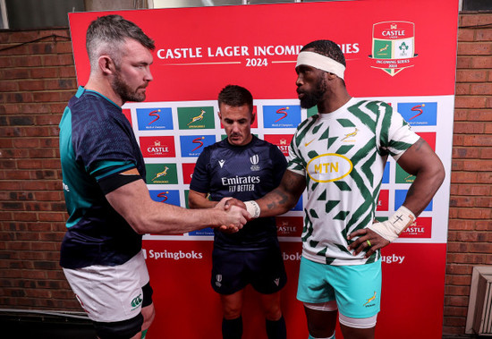 peter-omahony-luke-pearce-and-siya-kolisi-at-the-coin-toss