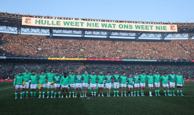 the-ireland-team-stand-during-the-anthems