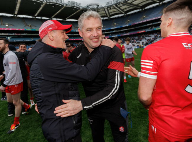 mickey-harte-celebrates-with-coach-gavin-devlin
