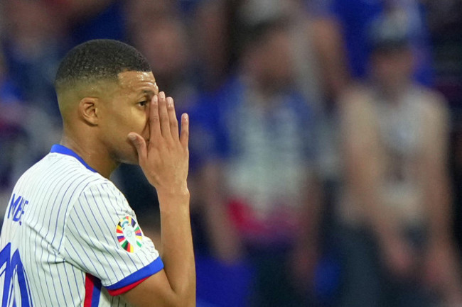 munich-germany-09th-july-2024-kylian-mbappe-of-france-during-the-euro-2024-soccer-match-between-spain-and-france-at-the-munich-football-arena-munich-germany-tuesday-09-july-2024-sport-socce