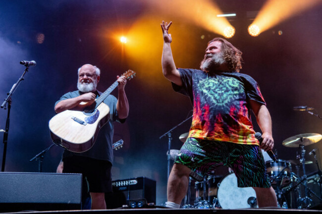 kyle-gass-left-and-jack-black-of-tenacious-d-perform-at-the-louder-than-life-music-festival-at-kentucky-exposition-center-on-thursday-sept-22-2022-in-louisville-ky-photo-by-amy-harrisinvisio