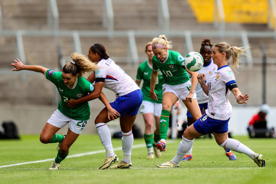 leanne-kiernan-and-denise-osullivan-in-action