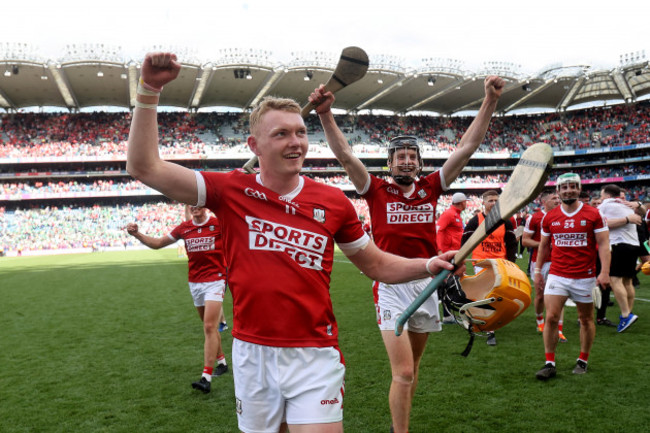 shane-barrett-celebrates