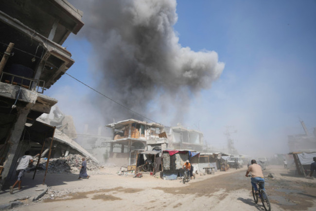 smoke-rises-following-israeli-bombardments-in-khan-younis-gaza-strip-monday-july-22-2024-ap-photoabdel-kareem-hana