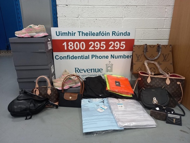 Photo 4 Seizure of retail goods worth approx. €52600 at a premises in Dublin last week