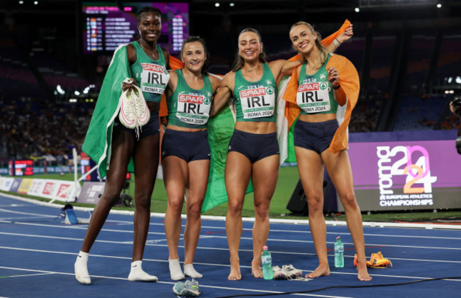 rhasidat-adeleke-phil-healy-sophie-becker-and-sharlene-mawdsley-celebrate-winning-silver-medals