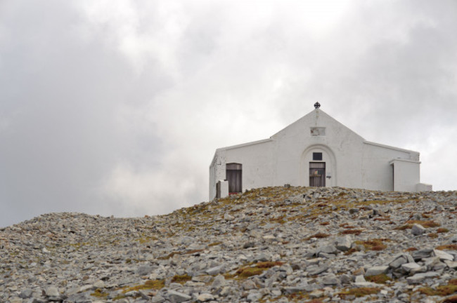 chapel-at-the-top-of-croagh-patrick-on-rocky-slope-in-county-mayo-ireland