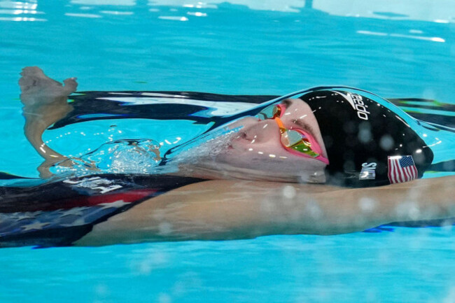 regan-smith-of-the-united-states-competes-in-the-womens-100-meter-backstroke-final-at-the-2024-summer-olympics-tuesday-july-30-2024-in-nanterre-france-ap-photobernat-armangue