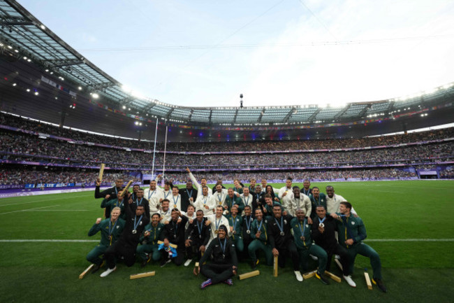 paris-france-27th-july-2024-players-from-both-team-france-and-team-fiji-pose-for-group-photos-after-the-mens-rugby-sevens-gold-medal-match-between-france-and-fiji-at-the-paris-2024-olympic-games