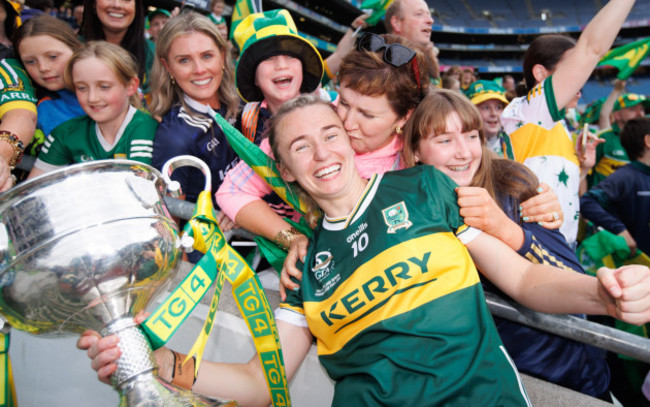 niamh-carmody-is-hugged-by-family-and-supporters-after-winning-the-game