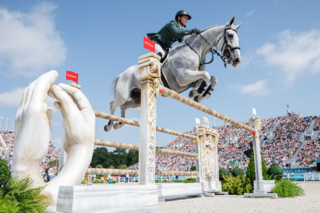 shane-sweetnam-onboard-james-kann-cruz