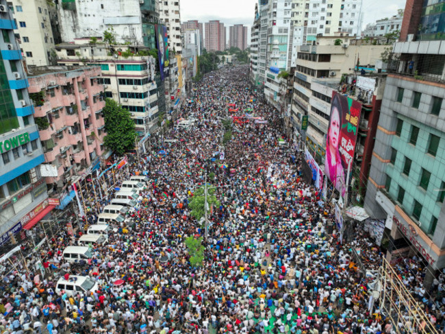 dhaka-bangladesh-7th-aug-2024-supporters-of-bangladesh-nationalist-party-bnp-attend-a-mass-rally-at-the-naya-paltan-area-in-dhaka-bangladesh-07-august-2024-thousands-of-supporters-gathered-a