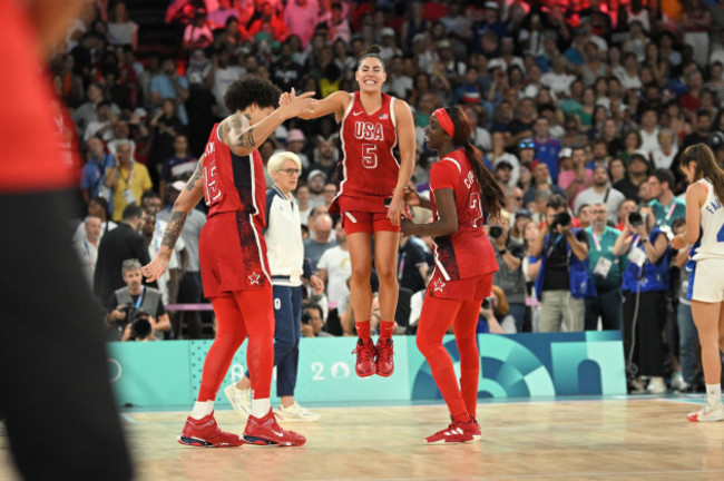 paris-france-11th-aug-2024-usas-brittney-griner-15-usas-kelsey-plum-5-at-the-womens-gold-medal-game-between-france-and-usa-during-olympic-games-paris-2024-at-bercy-arena-in-paris-france-o