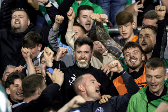 stephen-bradley-celebrates-with-fans-after-the-game