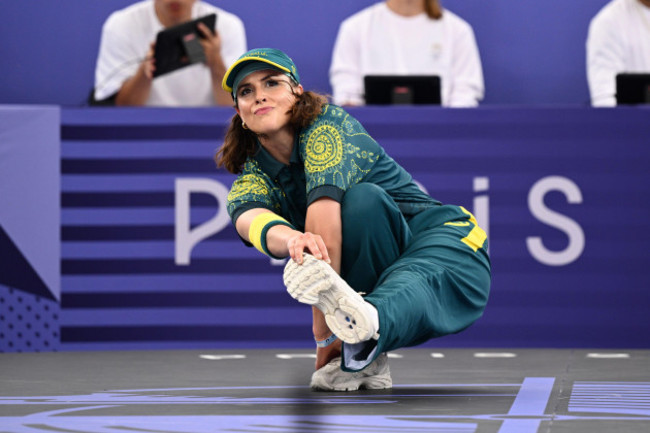 paris-france-09th-aug-2024-rachael-gunn-known-as-raygun-of-australia-during-the-b-girls-round-robin-breaking-battle-between-australia-and-the-united-states-at-la-concorde-1-as-part-of-the-2024-p