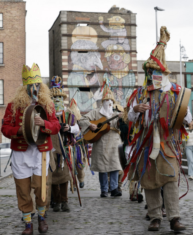 smithfield-fleadh-dublin-city-council-fingal-mummers