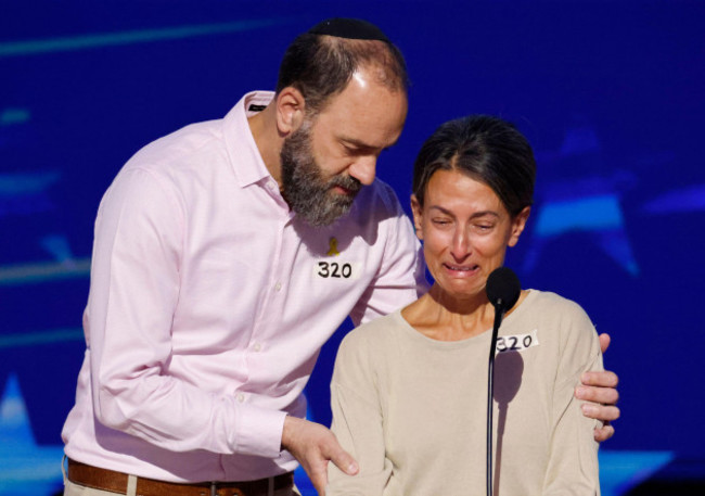 chicago-united-states-21st-aug-2024-rachel-goldberg-mother-of-israeli-hostage-hersh-goldberg-polin-breaks-down-as-she-speaks-with-her-husband-jon-polin-at-the-2024-democratic-national-convention