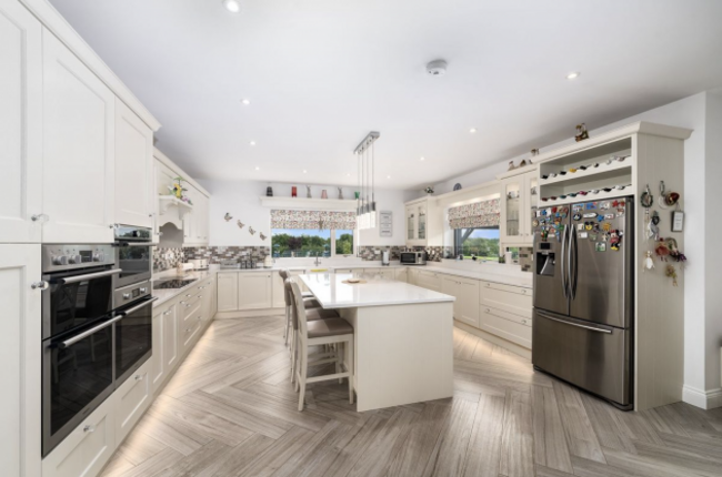 Screenshot 2024-08-29 at 16.00.55