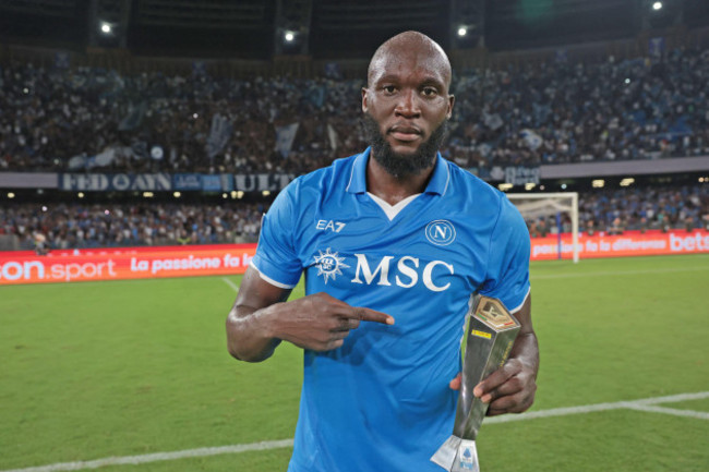 napoli-italia-31st-aug-2024-napolis-romelu-lukaku-panini-player-of-the-match-during-the-serie-a-soccer-match-between-napoli-and-parma-at-the-diego-armando-maradona-stadium-in-naples-southern-ita