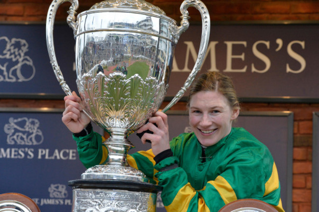 cheltenham-gold-cup-day-18-03-16race-5-foxhunter-chase-winning-jockey-nina-carberry-with-trophy