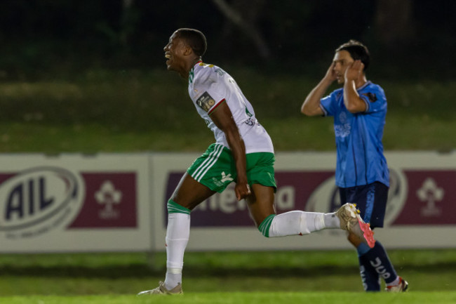 malik-duksteel-celebrates-scoring-a-goal