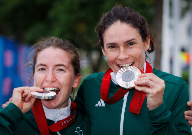 linda-kelly-and-katie-george-dunlevy-celebrate-winning-a-silver-medal