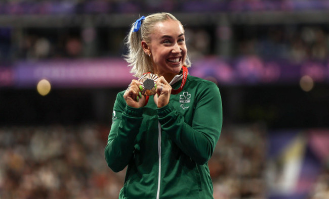 orla-comerford-celebrates-with-her-bronze-medal