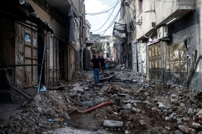 tulkarm-palestine-30th-aug-2024-people-check-the-devastation-in-the-the-nur-shams-refugee-camp-near-tulkarem-in-the-occupied-west-bank-in-the-aftermath-of-a-large-scale-israeli-military-operation