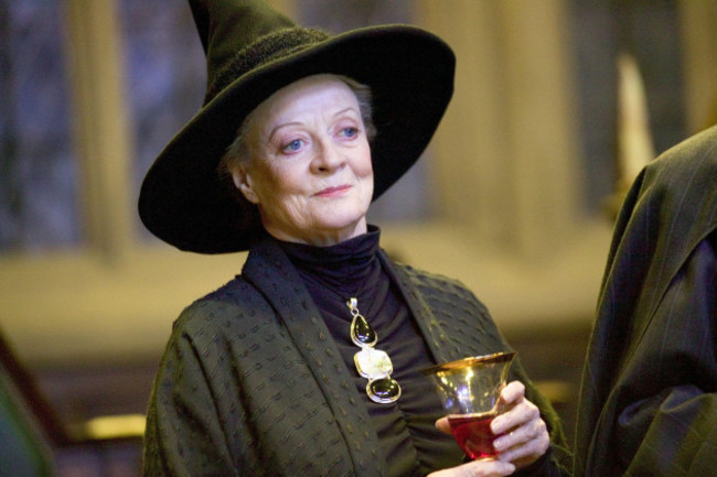 harry-potter-and-the-goblet-of-fire-maggie-smith-2005-c-warner-brotherscourtesy-everett-collection