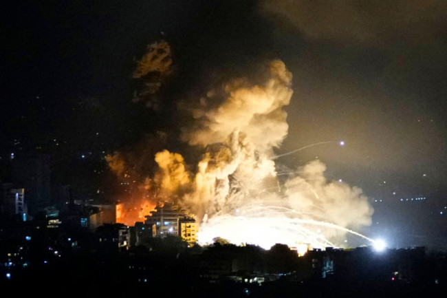 smoke-rises-from-israeli-airstrikes-in-beiruts-southern-suburbs-lebanon-saturday-sept-28-2024-ap-photohassan-ammar