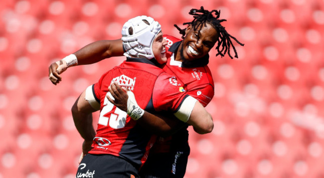 henco-van-wyk-celebrates-scoring-a-try-with-rabz-maxwane