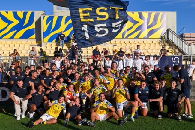 zebre-players-and-management-celebrate-after-the-game