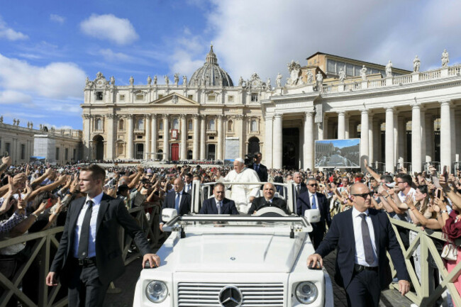 pope-francis-opens-synod-general-assembly-with-mass-in-st-peters-square-vatican-on-october-2-2024-pope-celebrated-a-mass-for-the-solemn-inauguration-of-the-second-session-of-the-16th-general-assem