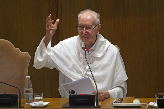 no-libri-italy-rome-vatican-2024101-dominican-father-timothy-radcliffe-during-the-retreat-for-praise-welcome-introduction-and-meditations-for-the-synod-of-bishops-vatican-the-official-ope