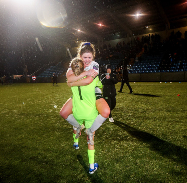 katie-keane-celebrates-after-the-game-with-laurie-ryan