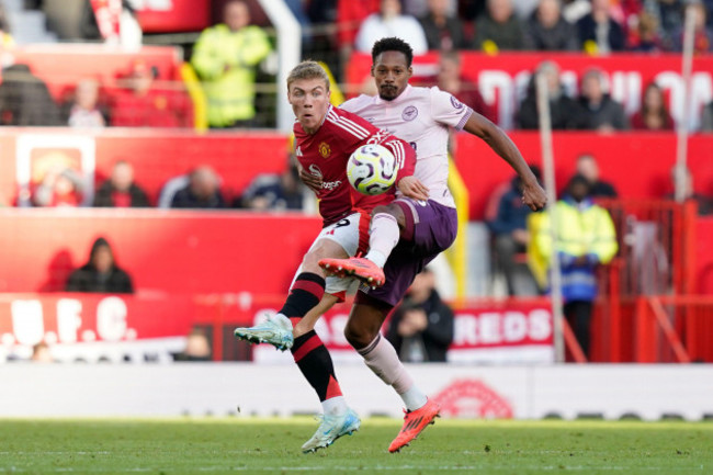 manchester-uk-19th-oct-2024-rasmus-hojlund-of-manchester-united-and-ethan-pinnock-of-brentford-challenge-for-the-ball-during-the-premier-league-match-at-old-trafford-manchester-picture-credit-sh