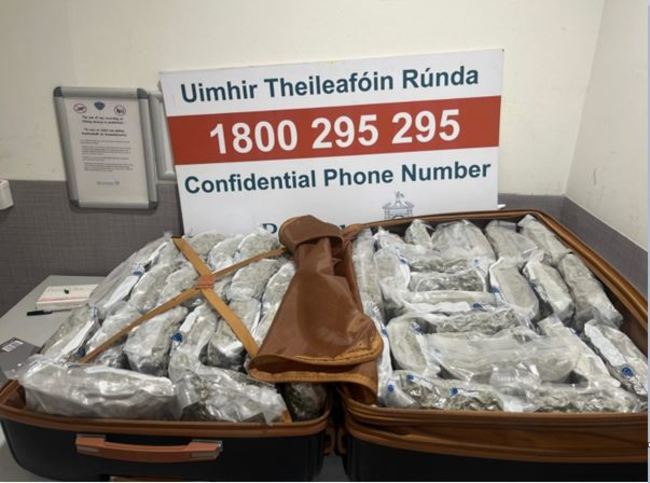 Photo 1 Drugs seized at Dublin Airport