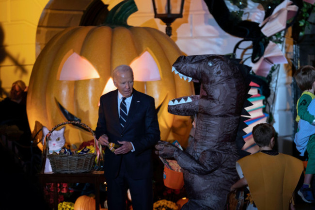 president-joe-biden-gives-treats-to-trick-or-treaters-at-the-south-lawn-of-the-white-house-on-halloween-in-washington-wednesday-oct-30-2024-ap-photojose-luis-magana