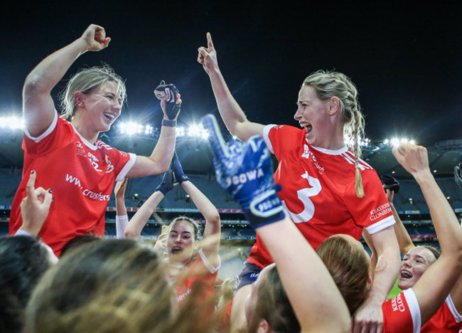 chloe-costello-and-lynsey-noone-celebrate-after-winning