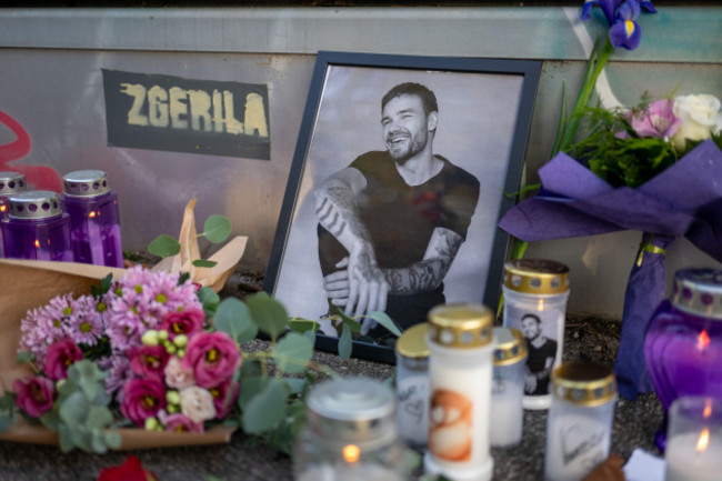 zagreb-croatia-02nd-nov-2024-tributes-placed-to-liam-payne-a-former-member-of-the-one-direction-at-park-maksimir-in-zagreb-croatia-on-november-2-2024-photo-neva-zganecpixsell-credit-pixse