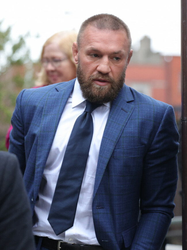 2 CONOR MC GREGOR CASE 1_90716517