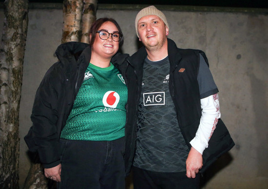 fans-outside-the-stadium-before-the-game