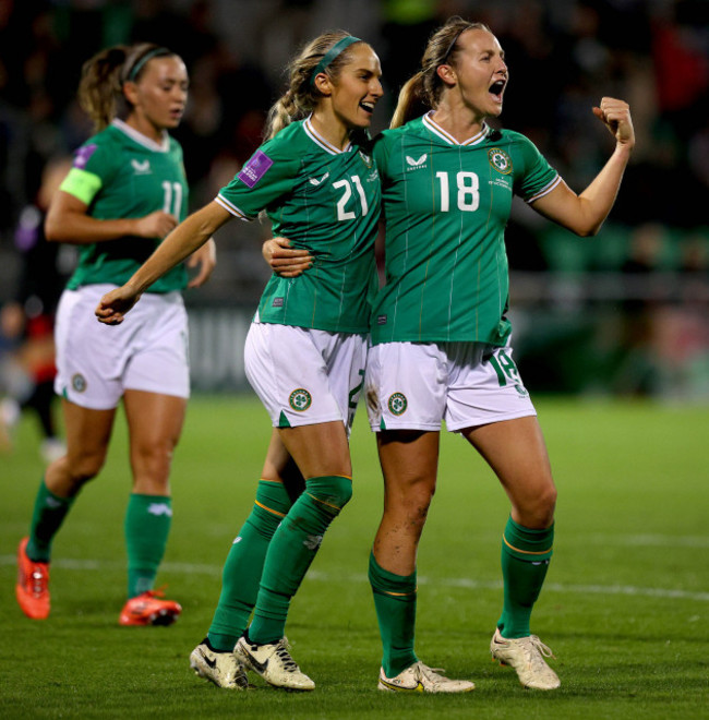 kyra-carusa-celebrates-scoring-the-second-goal-with-julie-ann-russell