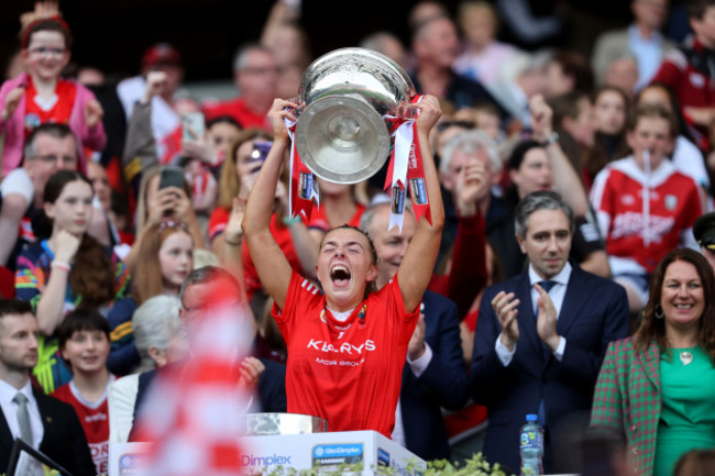 laura-hayes-celebrate-with-the-cup