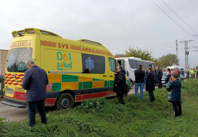 relatives-wait-for-news-outside-the-nursing-home-where-least-10-people-have-died-in-a-fire-in-zaragoza-spain-friday-nov-15-2024-ap-photoferran-mallol