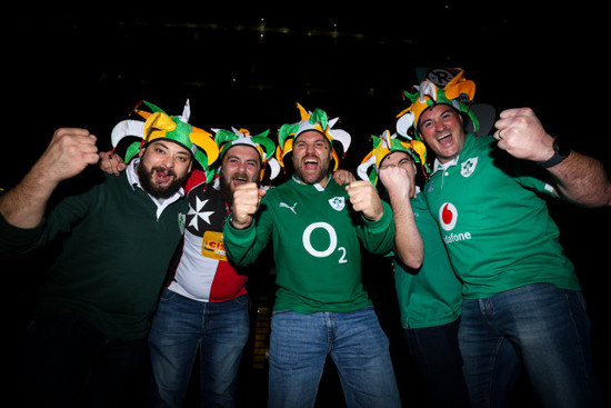 ireland-fans-ahead-of-the-game