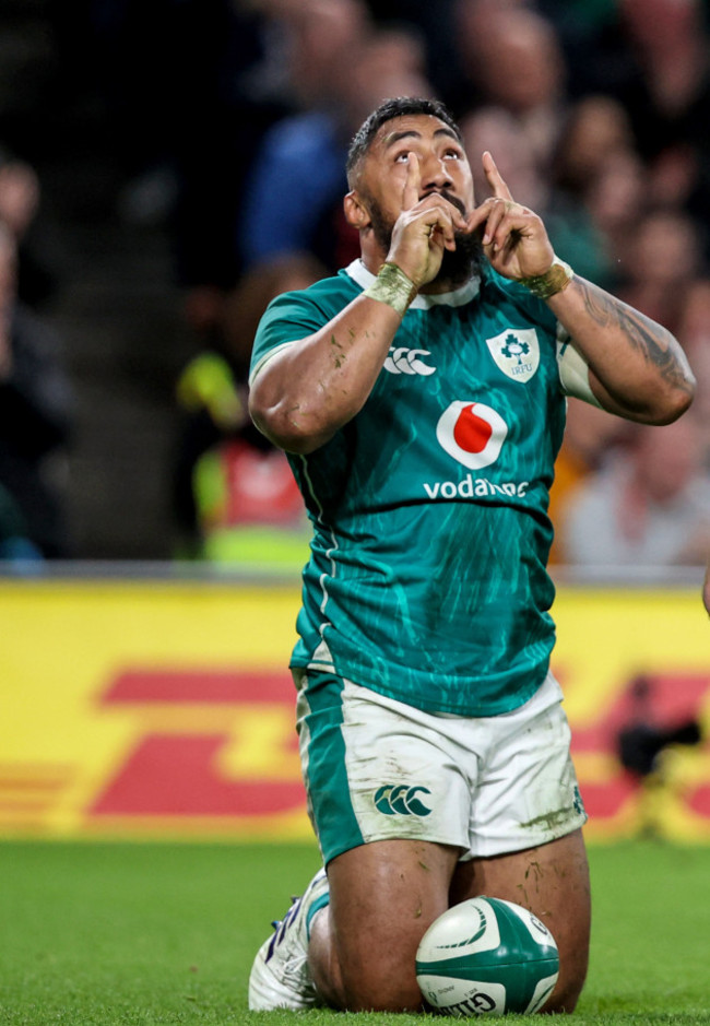 bundee-aki-celebrates-his-try