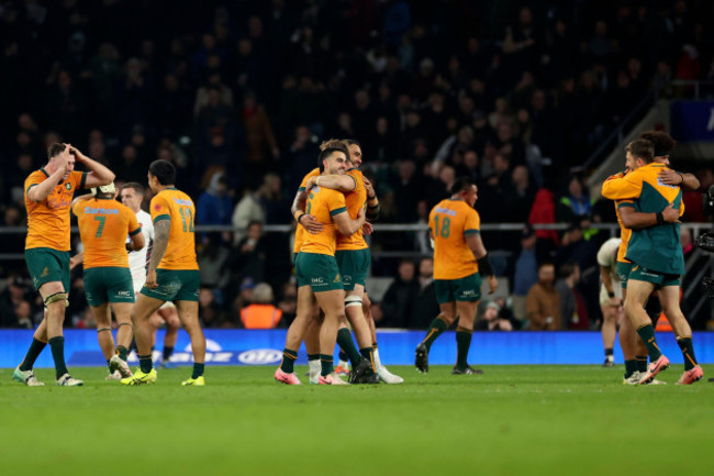 australias-players-celebrate-after-their-teammate-max-jorgensen-scored-the-winning-try-during-the-autumn-nations-series-rugby-union-match-between-england-and-australia-at-twickenham-stadium-london